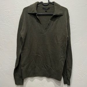 Olive Green Collarded Pullover